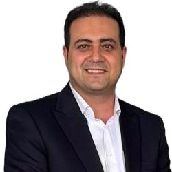 دکتر پیمان دوستی