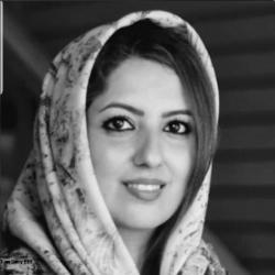 دکتر نرگس حسینی نیا